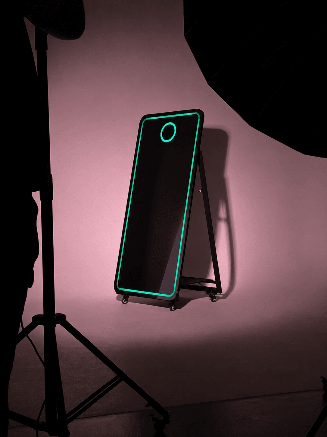 SnapPix Mirror Photo Booth